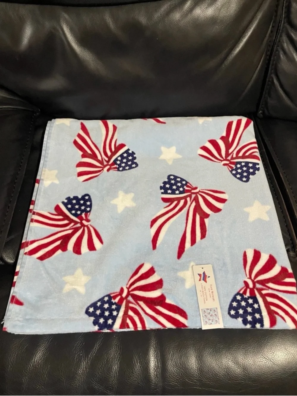Patriotic Isaac Mizrahi Beach Towel Patriotic Bows Beach Towel